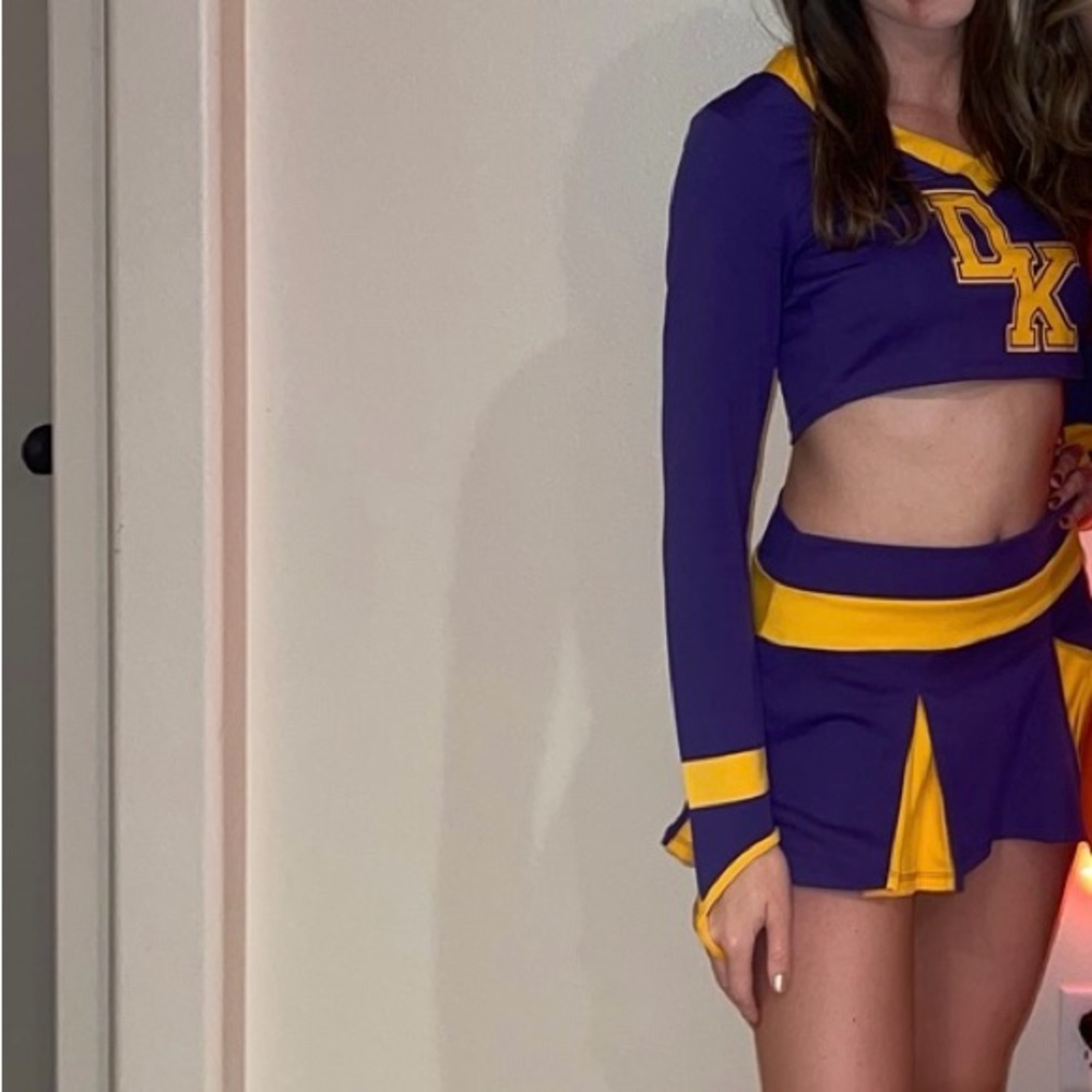Jeniffer’s Body cheer costume